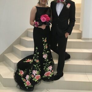 Sherry Hill prom two-piece dress with pink roses